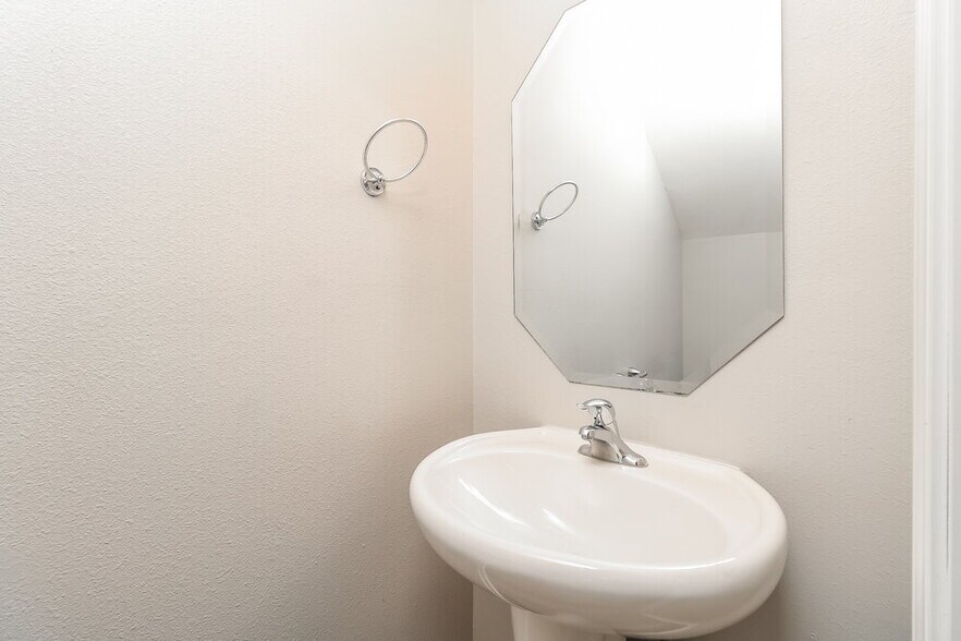 Building Photo - 1125 Swearngan Ridge Ct