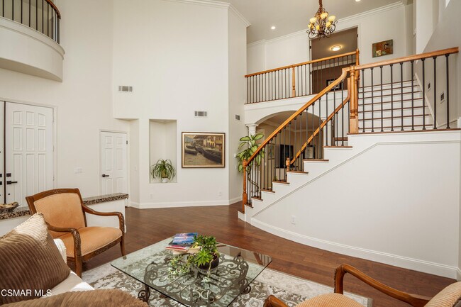 Building Photo - 1004 Lambourne Pl