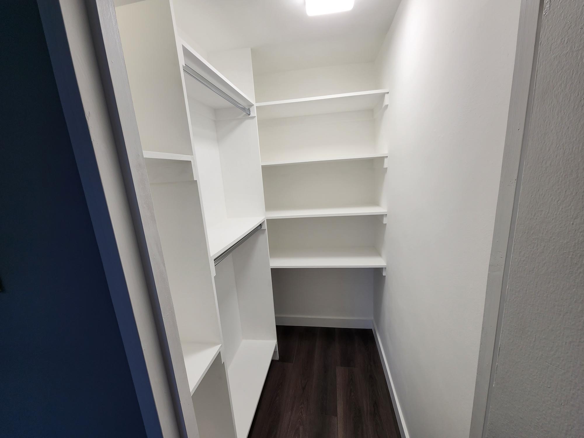 Closet - 1425 4th St SW