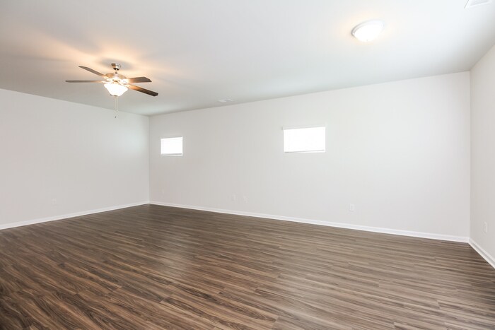 Building Photo - 212 Dorian Lp