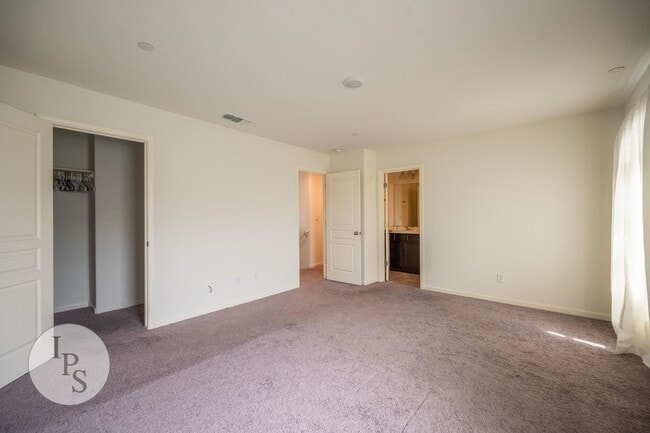 Building Photo - Sanger 2-Story Home, SOLAR!!!  4BR/2.5BA, ...