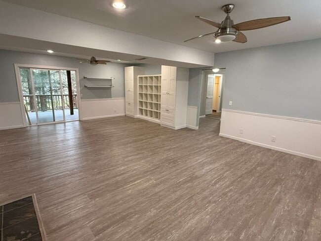 Building Photo - UPDATED 4 BED, 3 BATH KIRKLAND HOUSE FOR RENT AVAILABLE NOW!