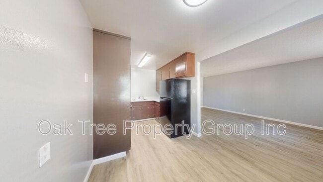 Building Photo - 312 Rodeo Ave