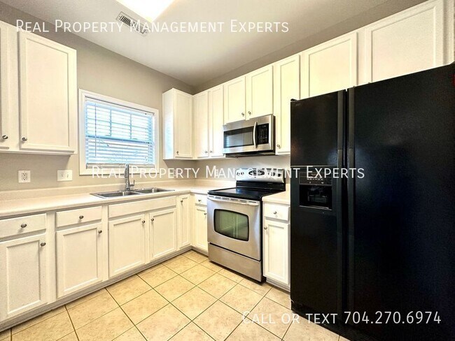 Building Photo - 12347 Walden Lea Dr