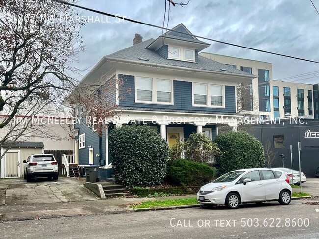 Primary Photo - 3 Bed/ 1 Bath Duplex with Finished Attic -...