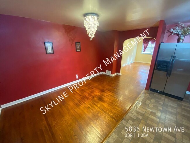 Building Photo - Charming 3 Bedroom Home For Rent in Lawncr...