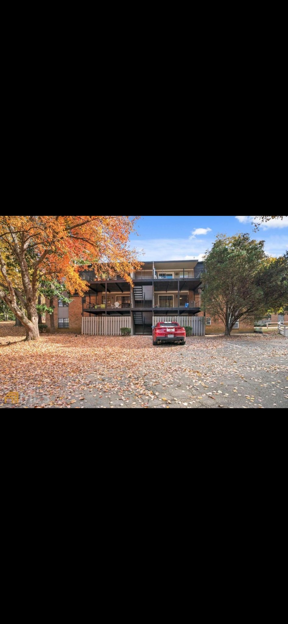 Building Photo - 325 Winding River Dr