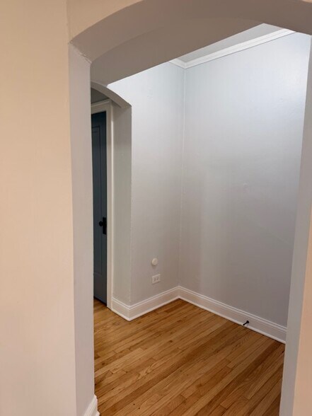 Building Photo - 6158 W Grand Ave