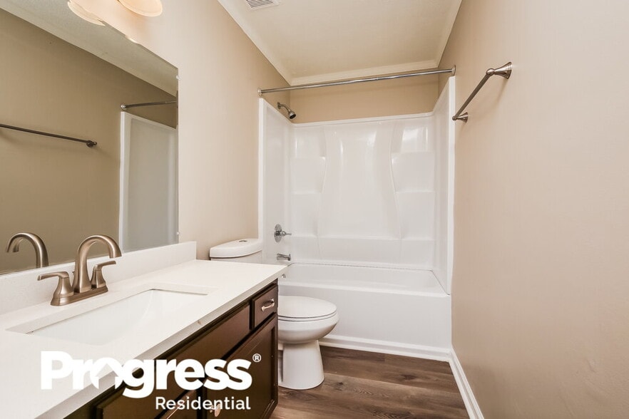 Building Photo - 417 St Francis Ave