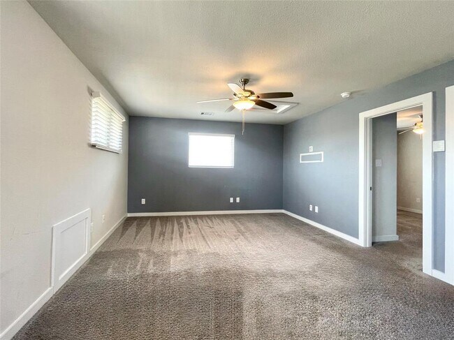 Building Photo - 708 Bridle Creek Dr