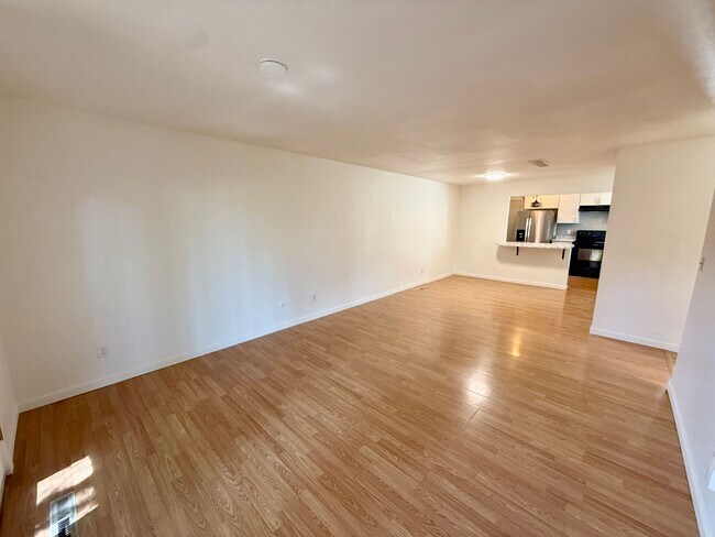 Building Photo - 1620 Ranae Dr