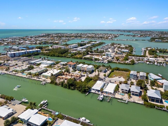 Building Photo - 112 Ave D