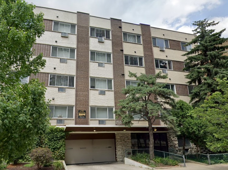 Building Photo - 736 W Buena Ave