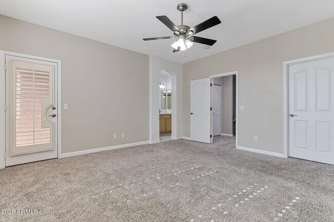 Building Photo - 6710 E University Dr