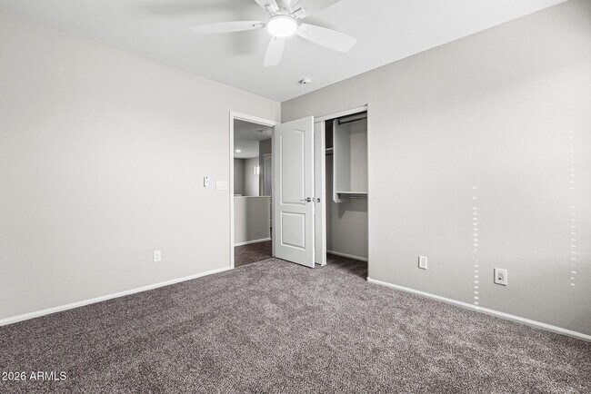 Building Photo - 7911 S 47th Ln