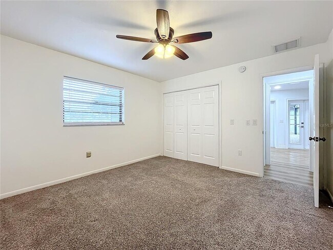Building Photo - 3005 Enisglen Dr