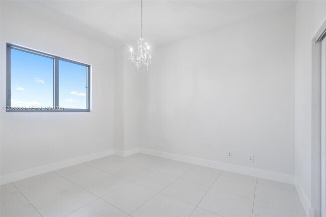 Building Photo - 888 Biscayne Blvd