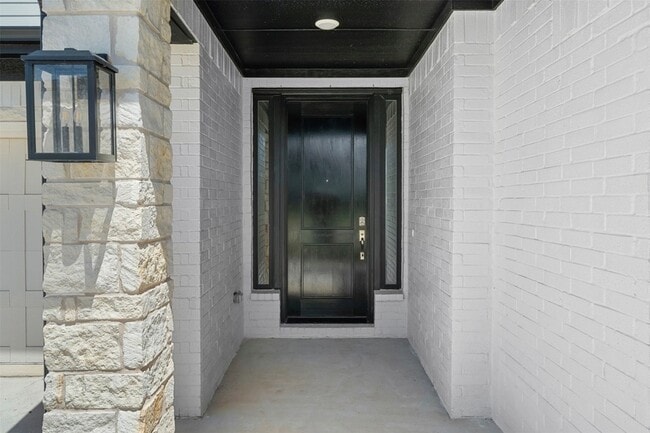 Building Photo - 1173 Rochester Pl