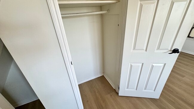 Building Photo - 459 N Alfred St