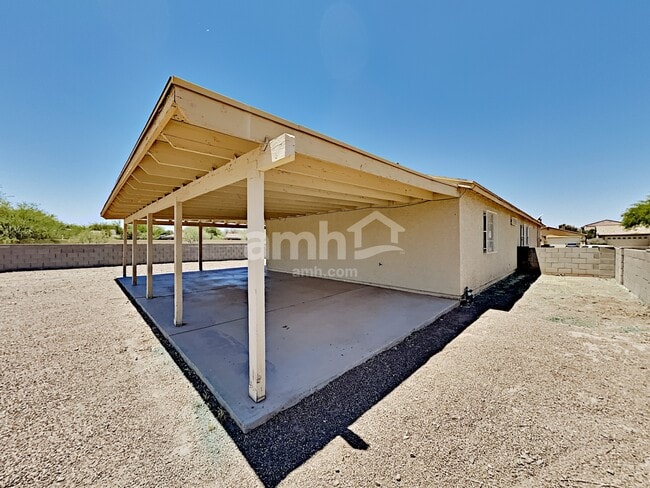 Building Photo - 5691 S Abbottsford Dr