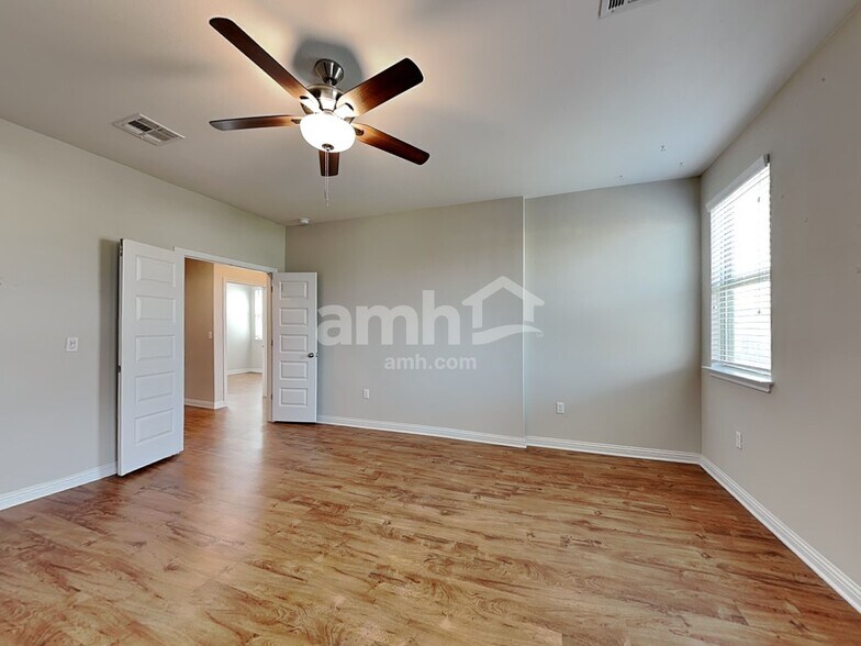 Building Photo - 8113 Turnberry Ln