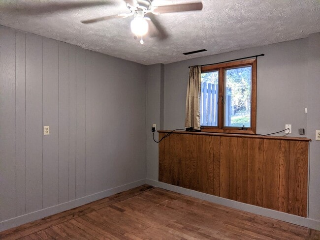 Building Photo - Glenbrook Homes (Irvington)