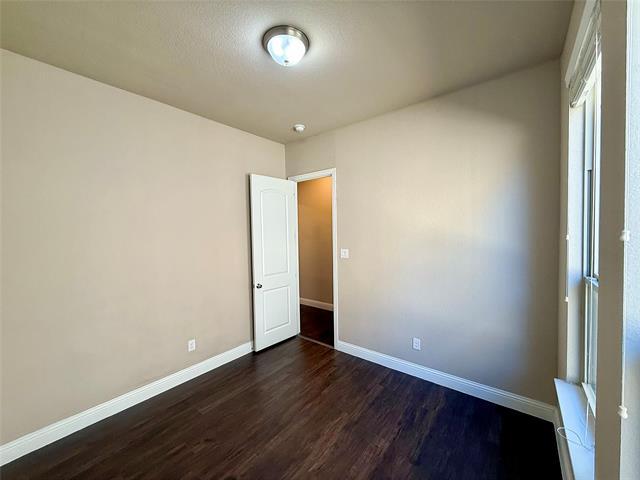 Building Photo - 1805 Ryedale Dr