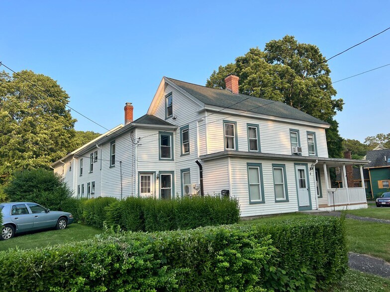 Building Photo - 2 Lincoln St