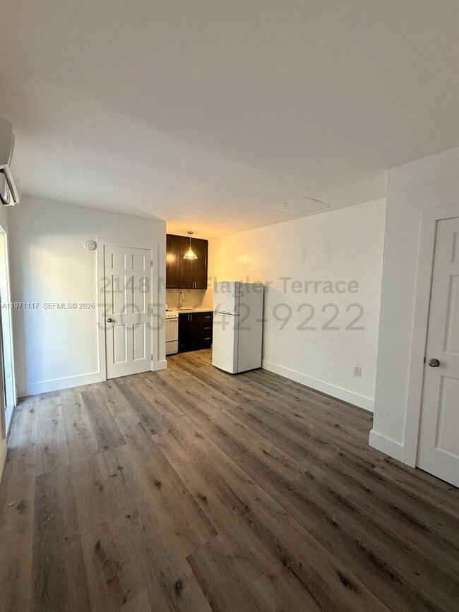 Building Photo - 2148 NW Flagler Terrace