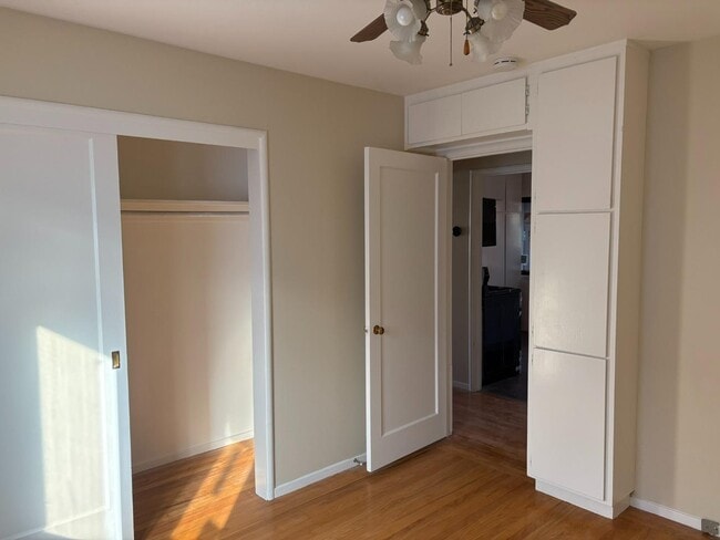 Building Photo - 616 Manzanita Ave