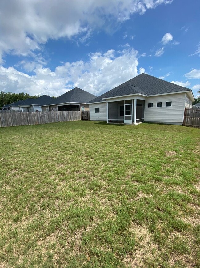 Building Photo - 109 Cascades Ct