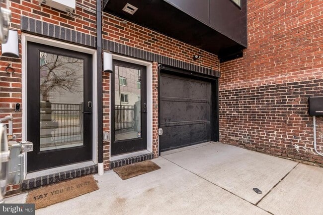 Building Photo - 664 Glick Ct NW