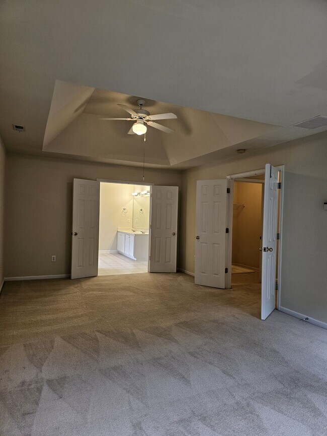 Building Photo - 111 Shairpin Ln