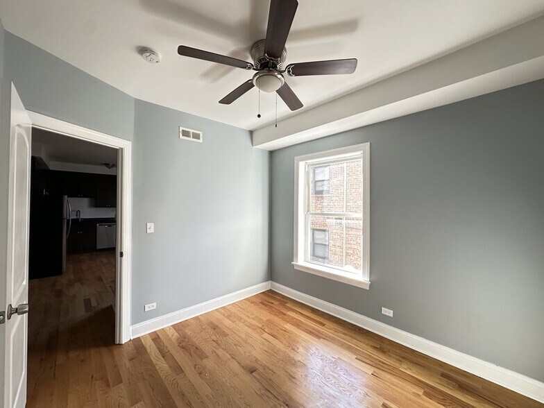 Building Photo - 1646 W Pratt Blvd