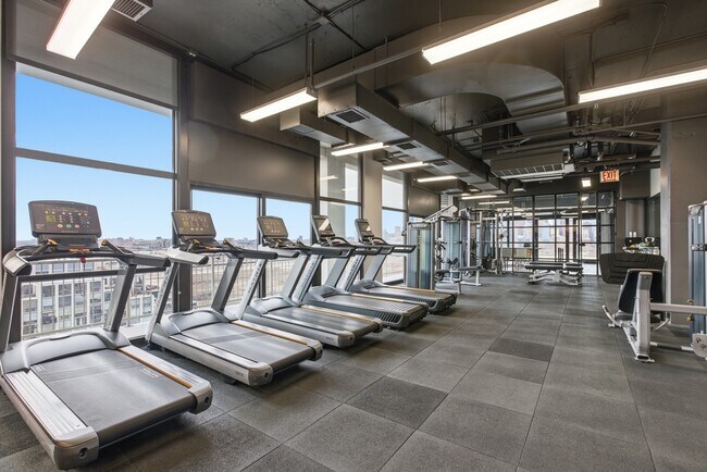 Building Photo - 1530 S State St