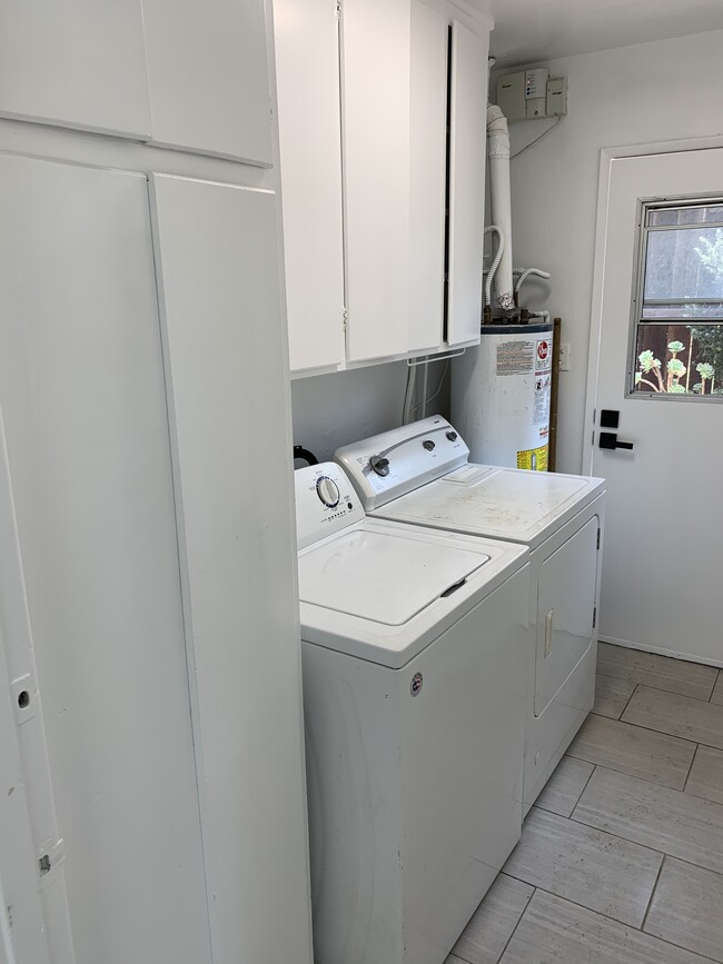 laundry - 555 Avenue A
