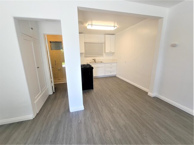 Interior Photo - 2437 S. Centinela Ave