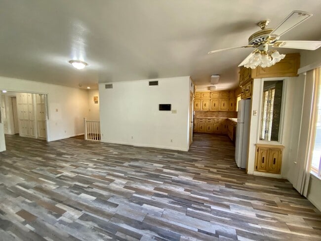 Building Photo - 3 bed 2.5 with awesome basement near Tech now available