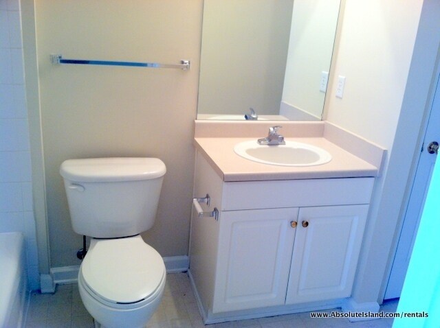 Building Photo - Spacious Roommate-Style Villa at Estates at Westbury – Bluffton, SC