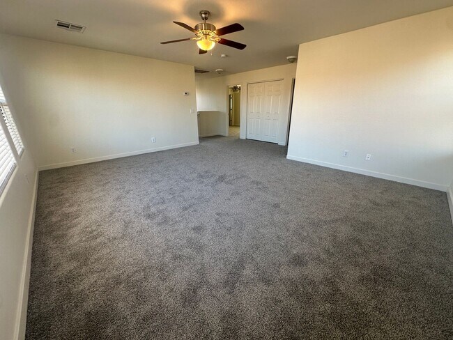 Building Photo - JACOBS RANCH IN AJ