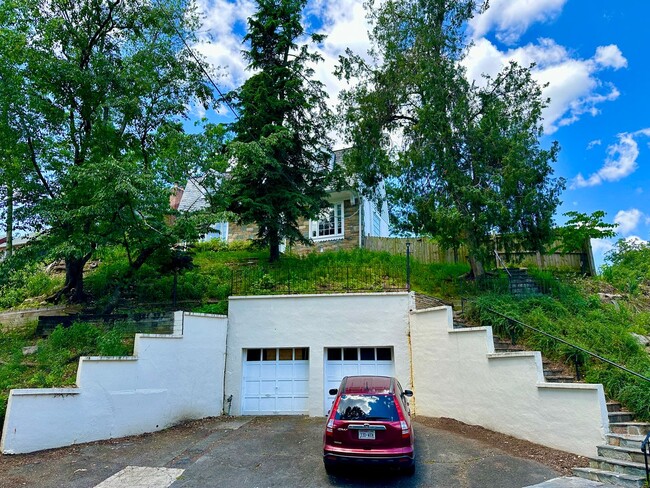 Building Photo - Check Out This Hidden House on a Hill!