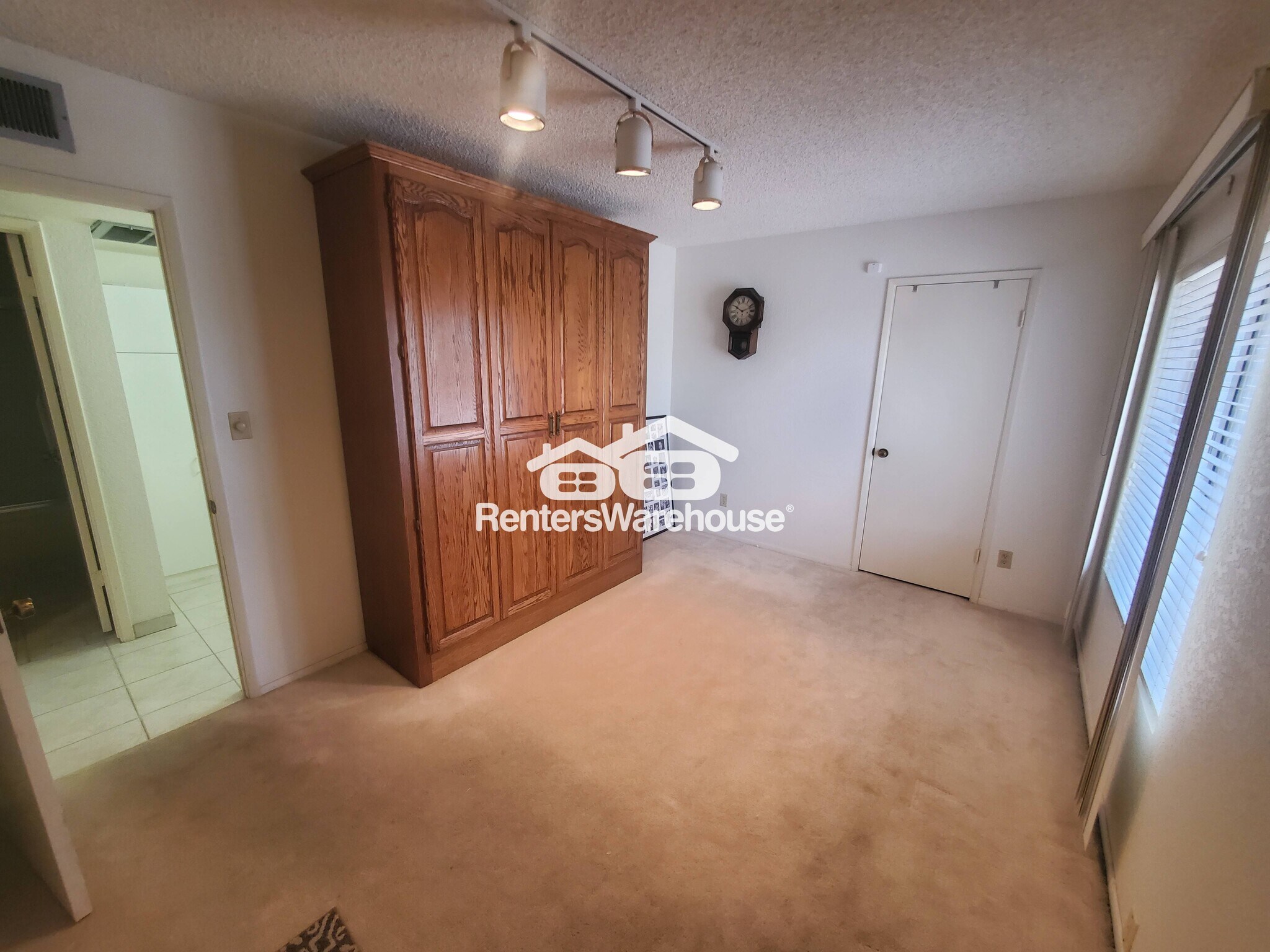 Building Photo - 5136 E Tierra Buena Ln