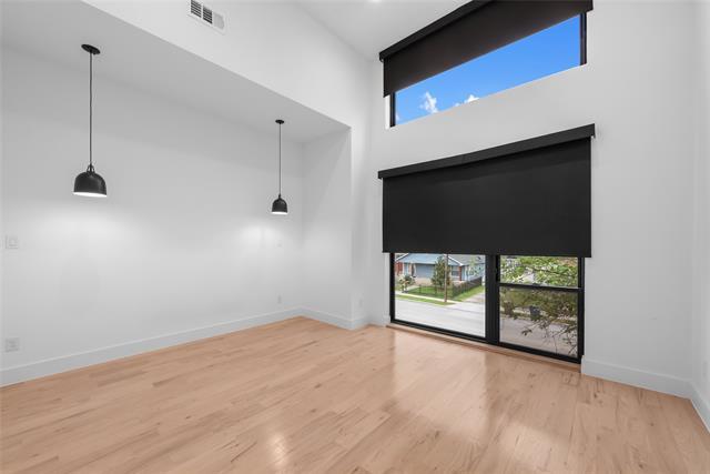 Building Photo - 5227 Lindsley Ave