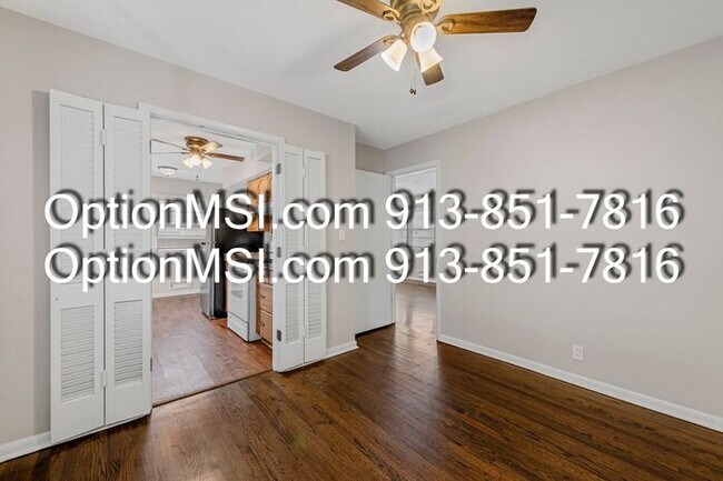 Building Photo - Charming Updated Home in a Convenient KC Location!