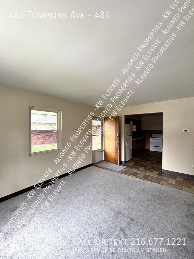 Building Photo - 481 Tompkins Ave