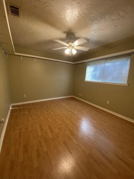 Building Photo - 902 Appomattox Dr