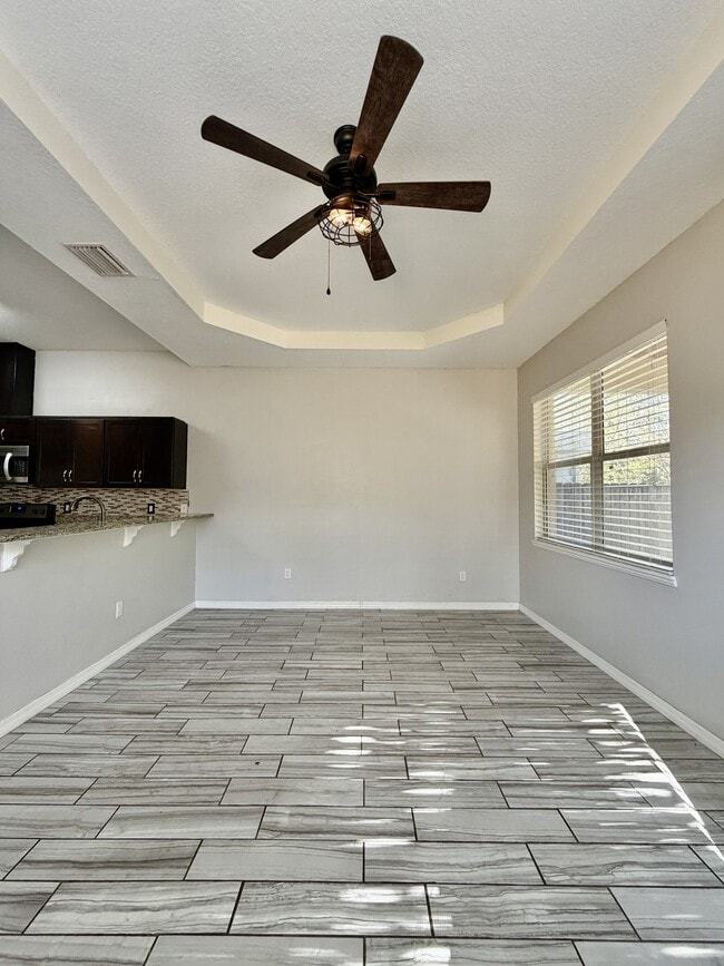 Building Photo - 4848 Tampa Downs Blvd