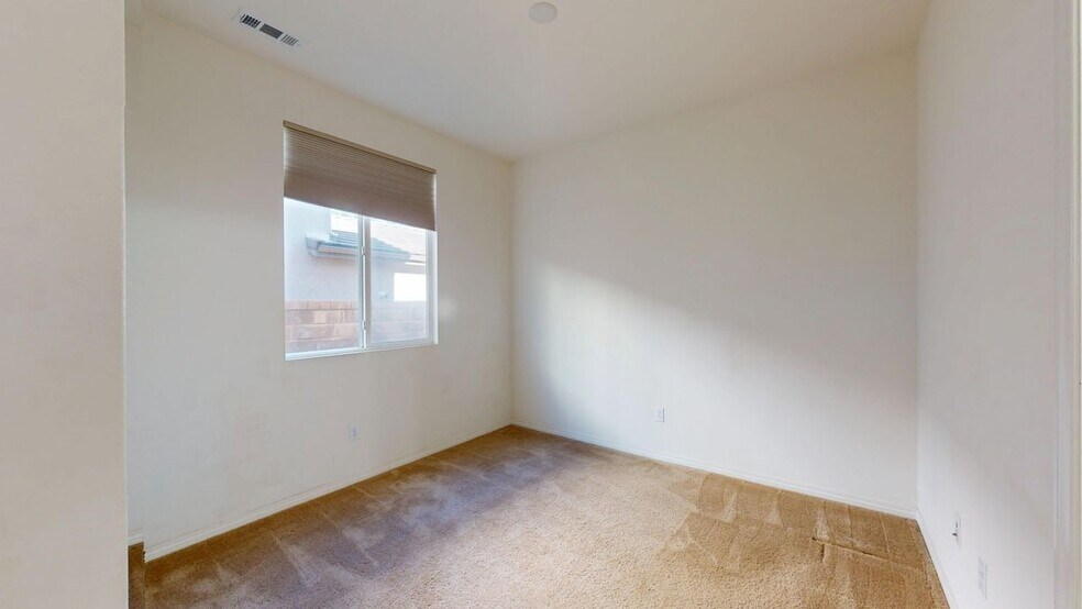 Building Photo - 28620 Vista Del Rio Dr