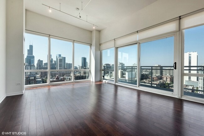 Building Photo - 757 N Orleans St