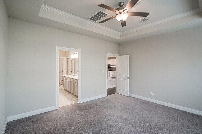 Building Photo - 15915 Durian St